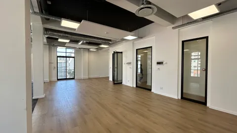 6th floor, 172 long street, cape town (7).